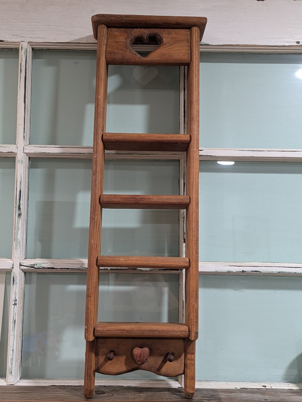 Rustic Brown Wooden Ladder Shelf - Home Wall Decor